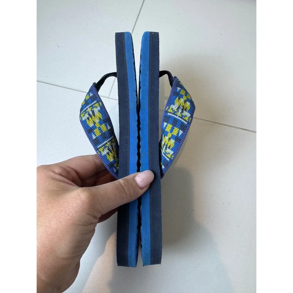Teva Mush II‎ Flip Flop Sandals Kids Size 3 Blue Geometric Pattern Gorpcore